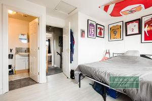 Photo 25- click for photo gallery